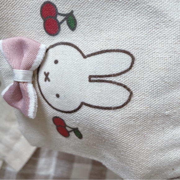 Miffy face ribbon mini Kinchaku bag pouch - Picture 8 of 9